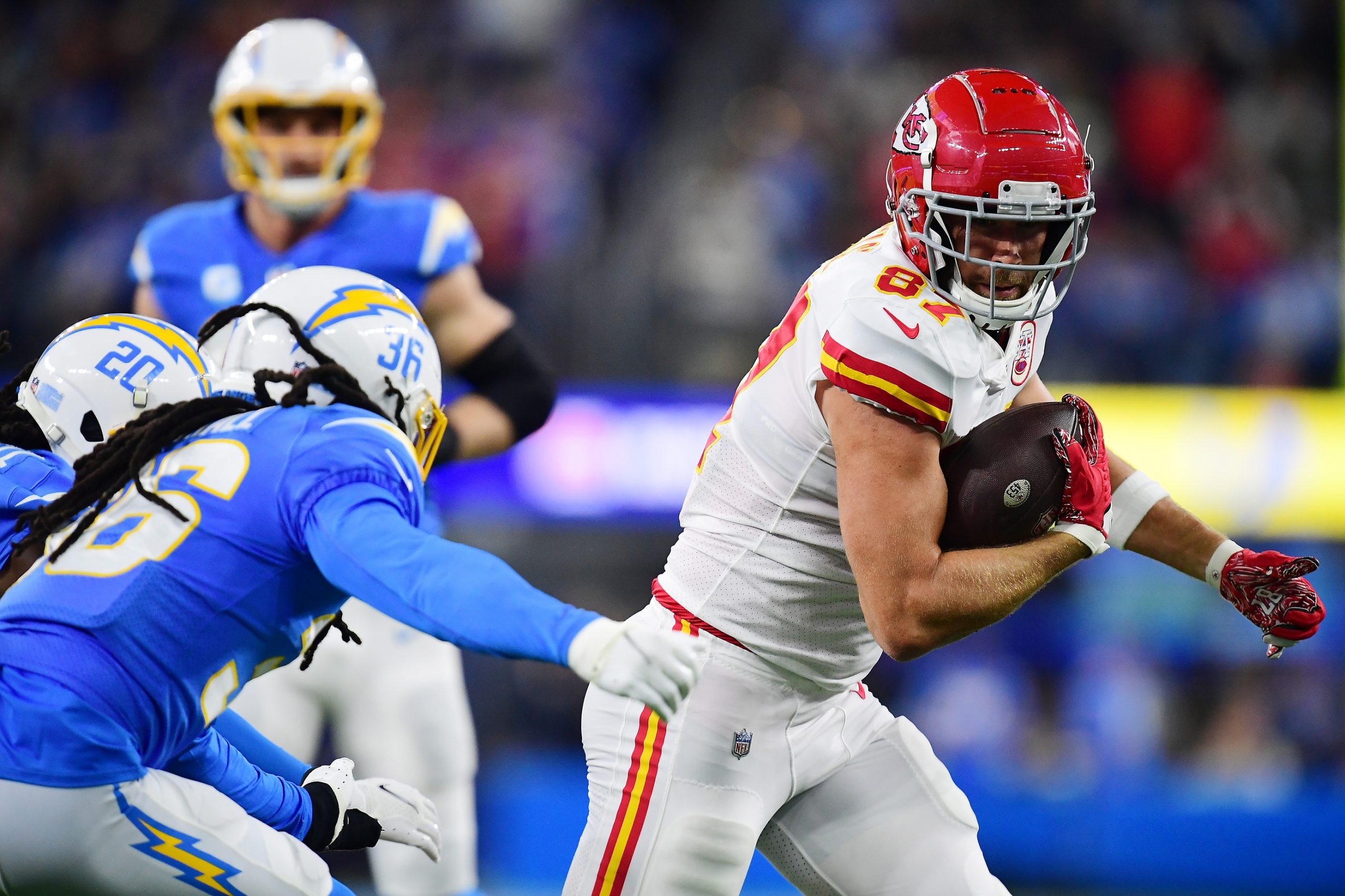 nfl-week-15-game-recap-kansas-city-chiefs-34-los-angeles-chargers-28