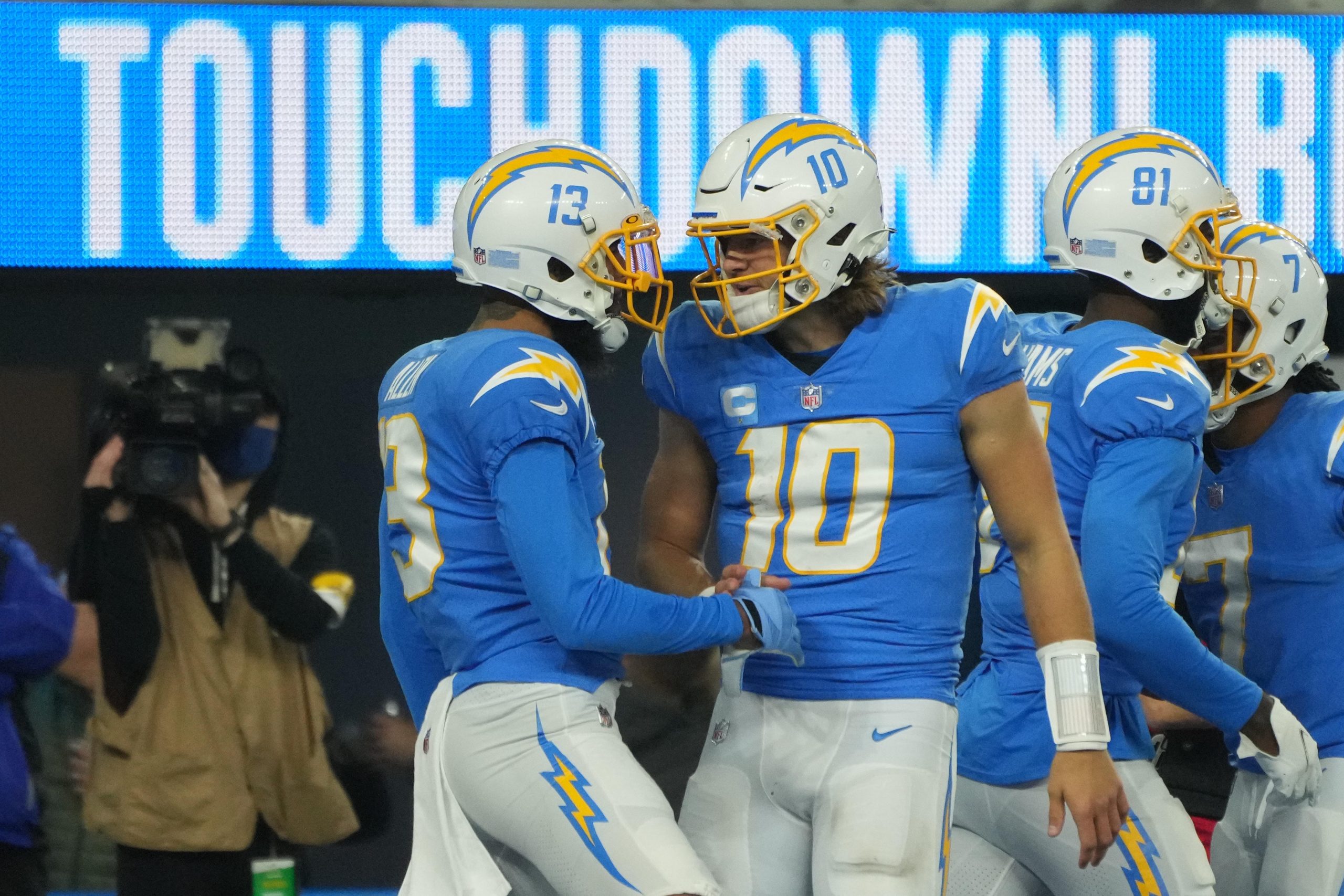 2021 Pro Bowlers: DE Joey Bosa and WR Keenan Allen