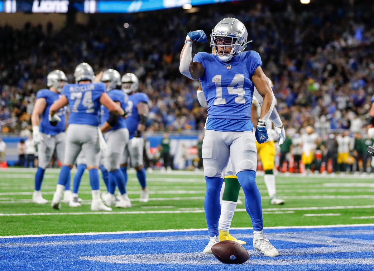 nfl-week-18-game-recap-detroit-lions-37-green-bay-packers-30