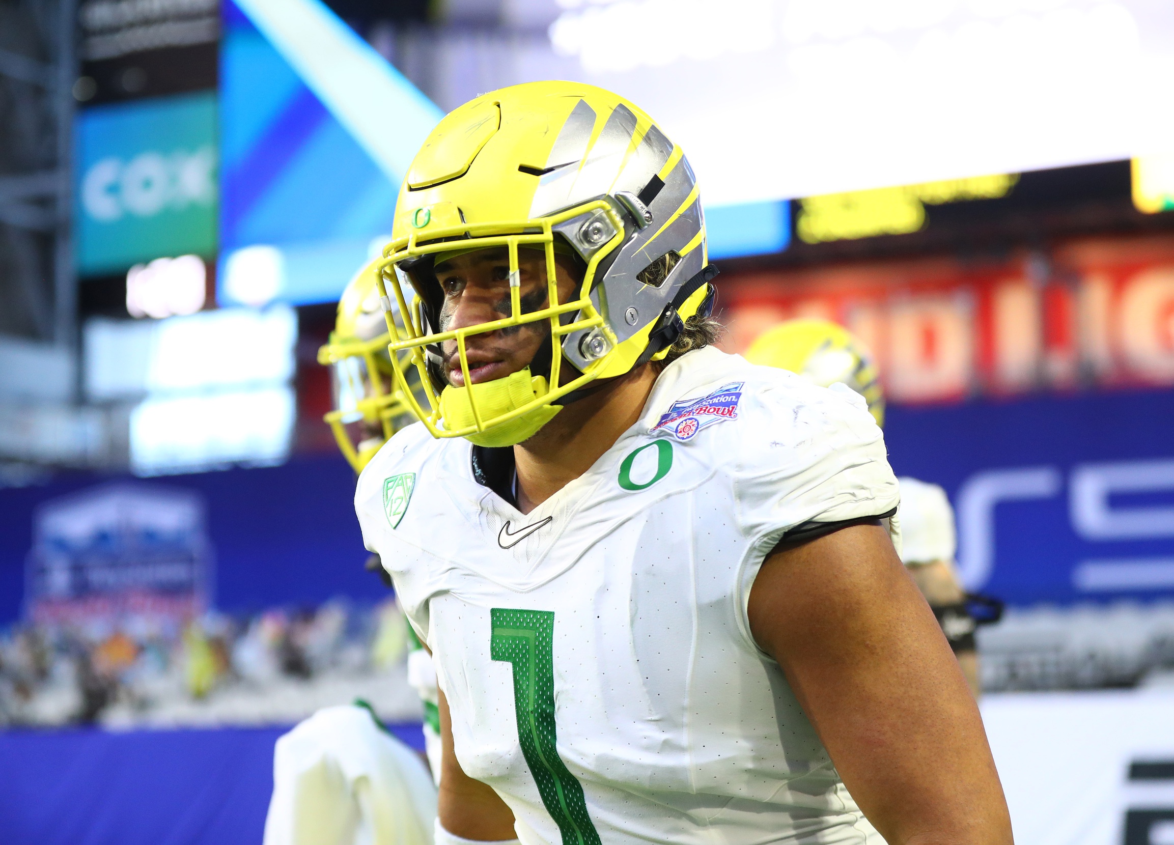 college-football-top-returning-linebackers-2022