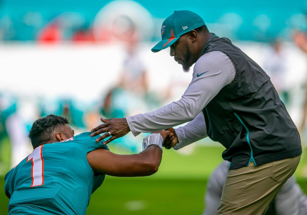 Dolphins Head Coach Brian Flores on Xavien Howard, switching QBs