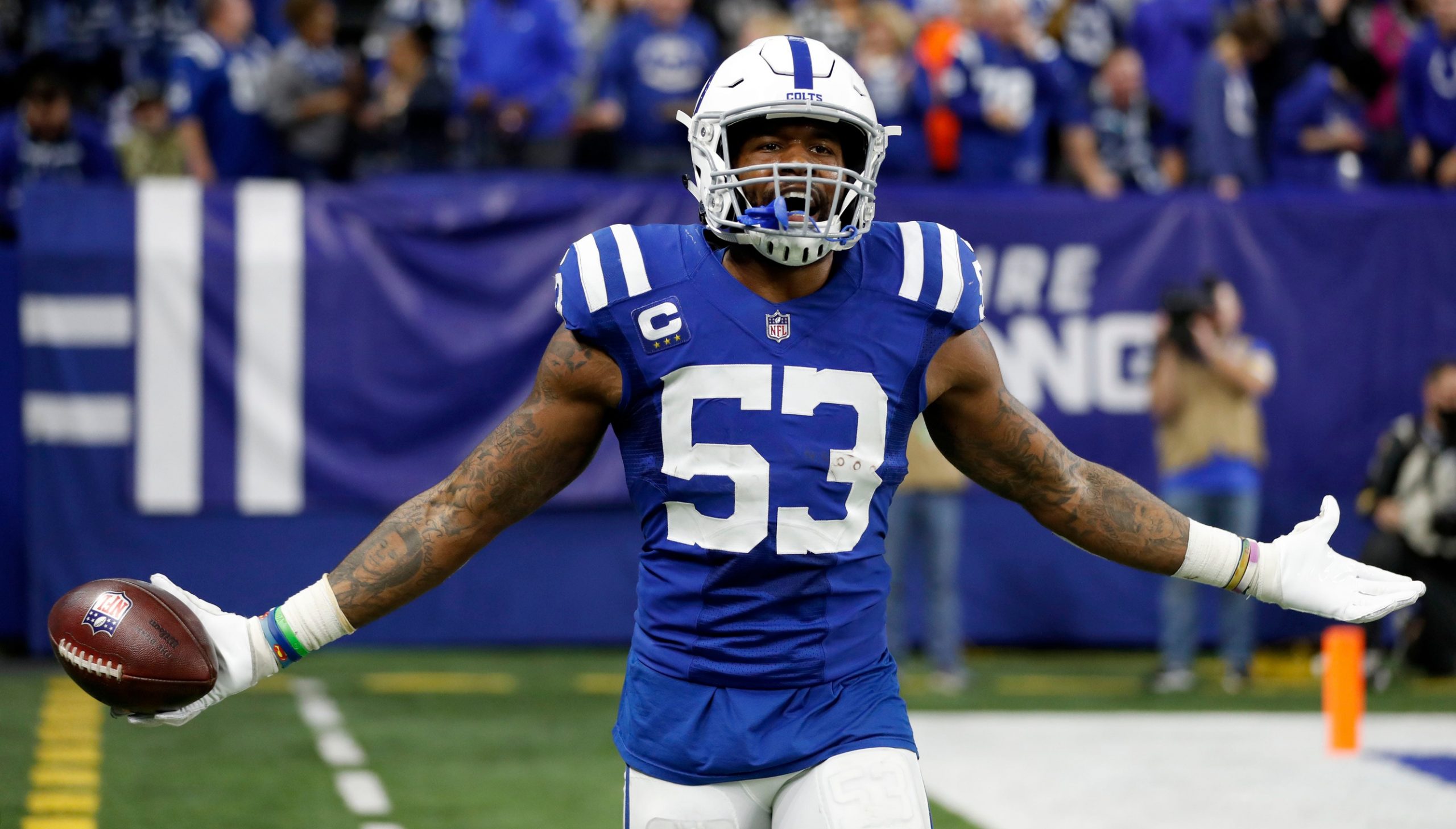 Darius Leonard on Colts' Defensive Potential for 2021: 'I Think We Have a  Shot To Be Very Good' - Stampede Blue