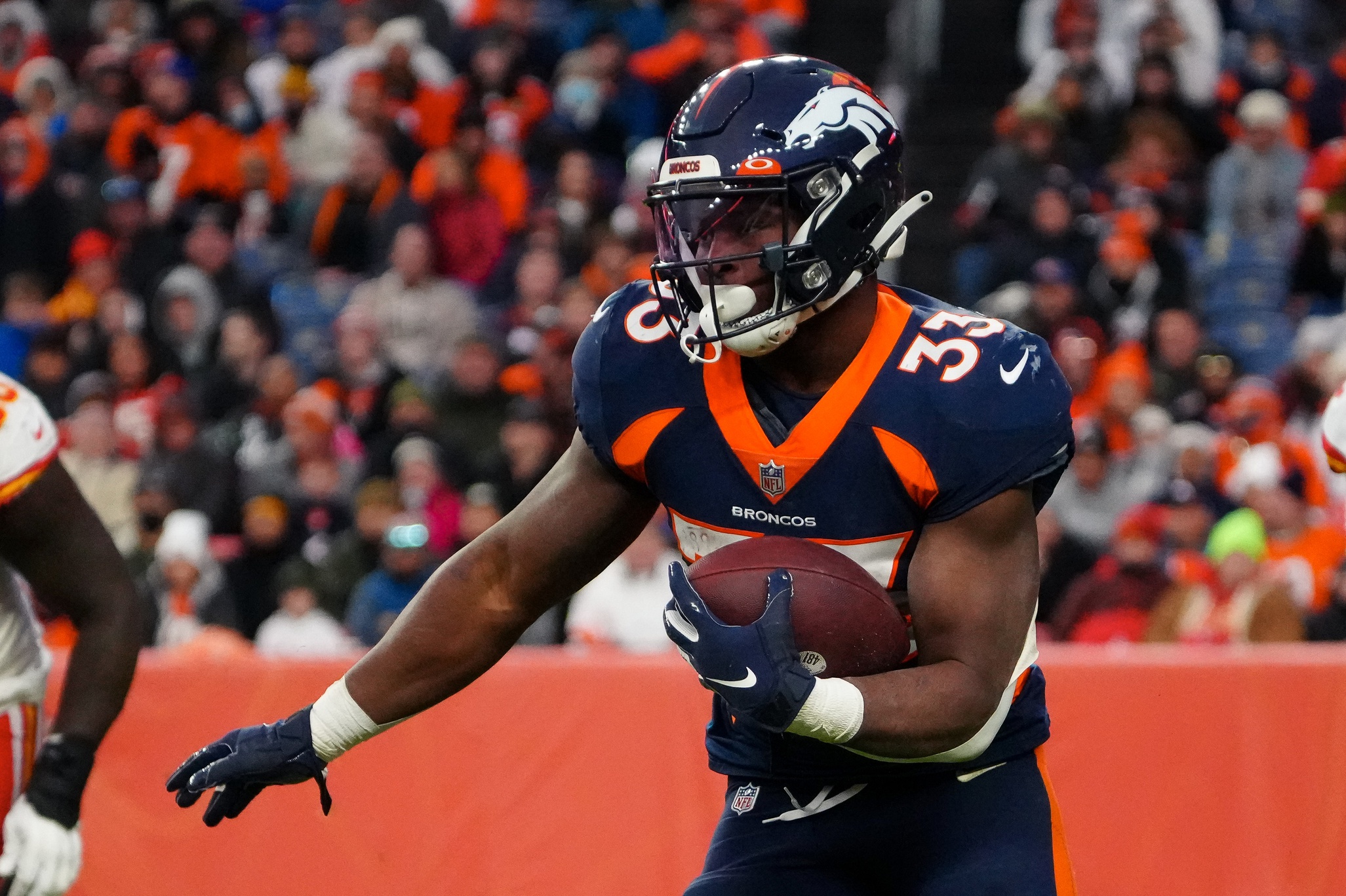 fantasy-football-13-nfl-free-agent-running-back-situations-that-could-swing-2022-fantasy-football
