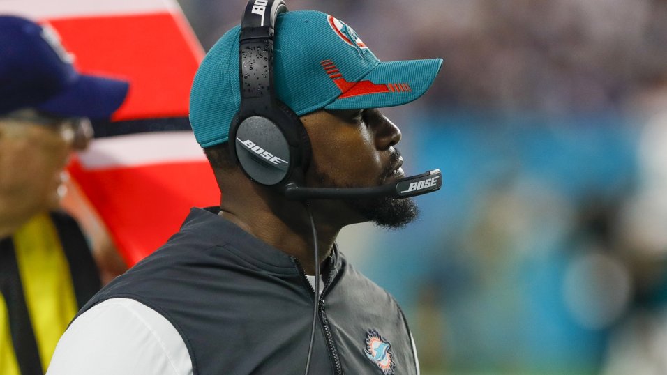 Miami Dolphins: Does coach Brian Flores want Ryan Fitzpatrick back