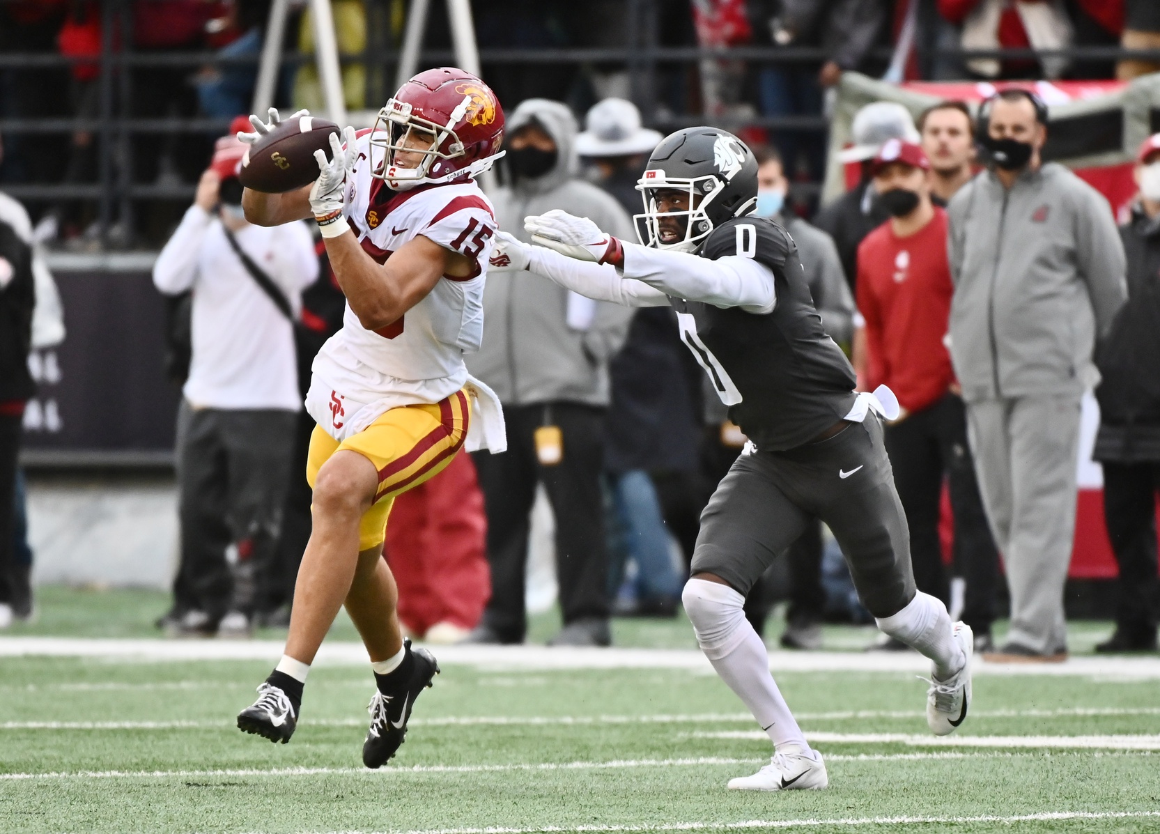 Evan Engram, Devontae Booker lead reeling Giants vs. Raiders