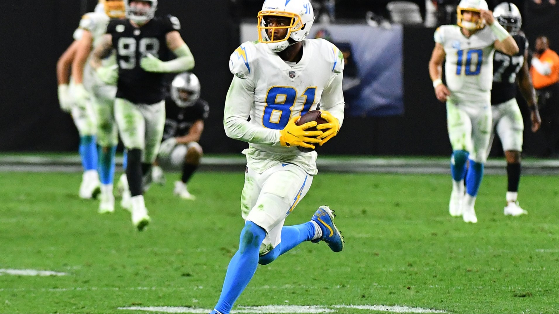Best wide receivers available in the 2022 NFL Draft and free agency