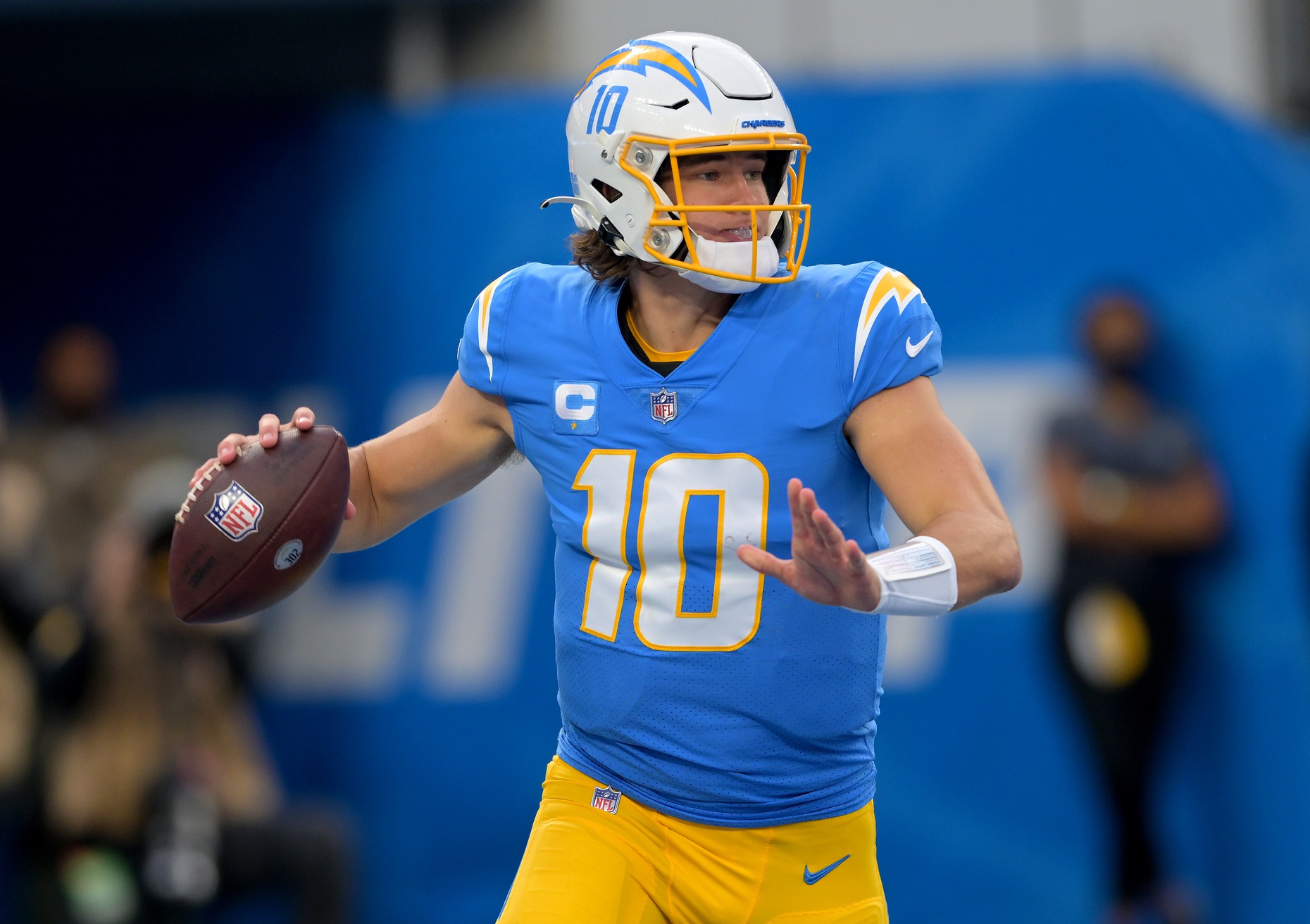nfl-2022-nfl-free-agency-the-los-angeles-chargers-proving-how-to-take-advantage-of-a-rookie-qb-contract