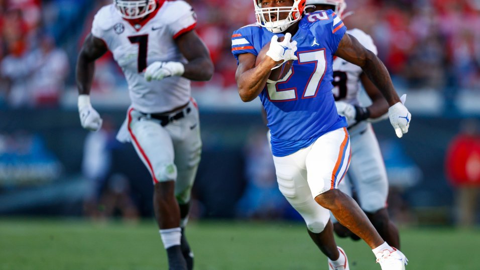 2022 NFL Draft Player Comparisons: Florida RB Dameon Pierce's size gives  him a pathway to a strong, productive spot in the NFL, NFL Draft