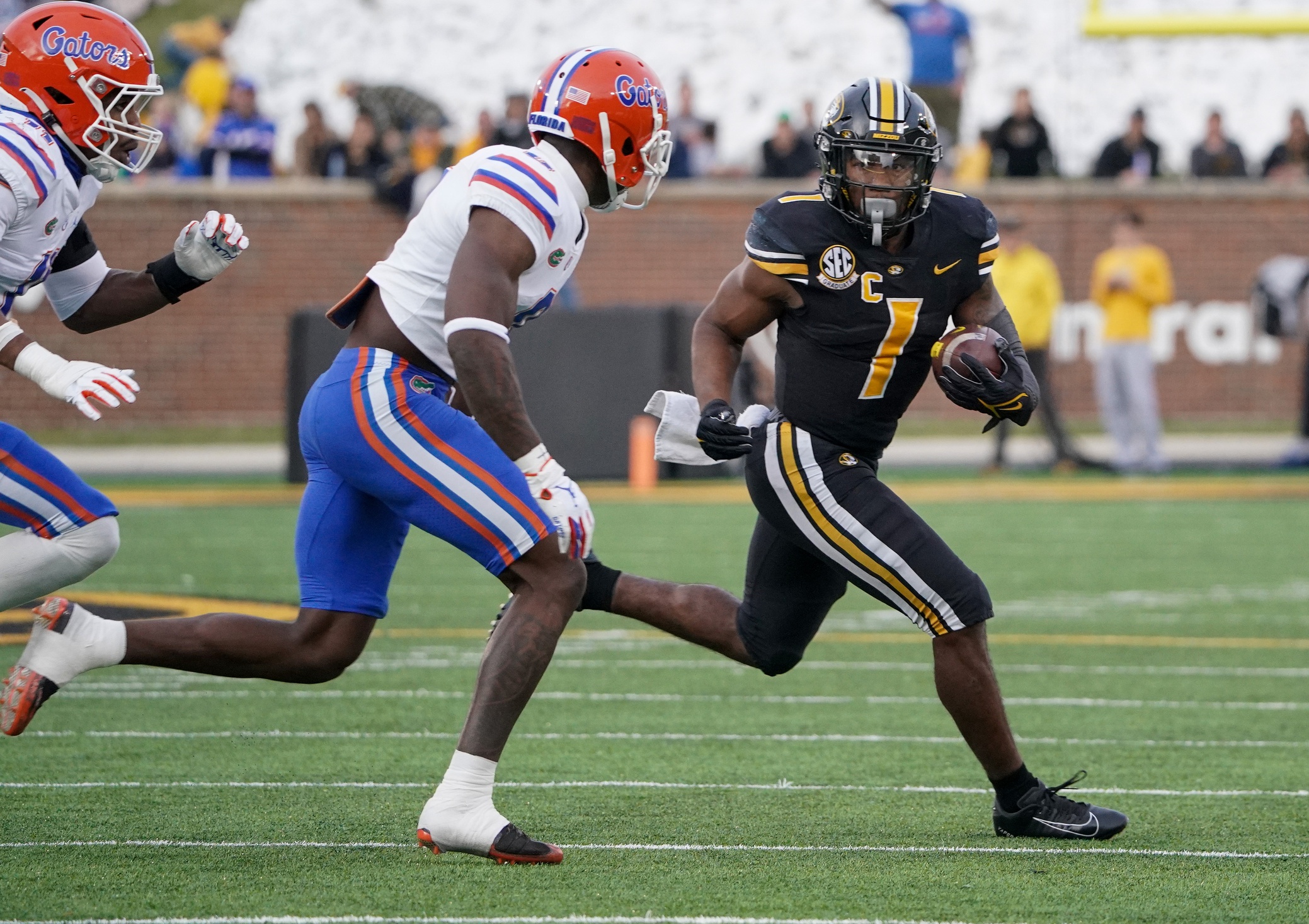 draft-2022-nfl-draft-player-comparisons-tyler-badie-missouri