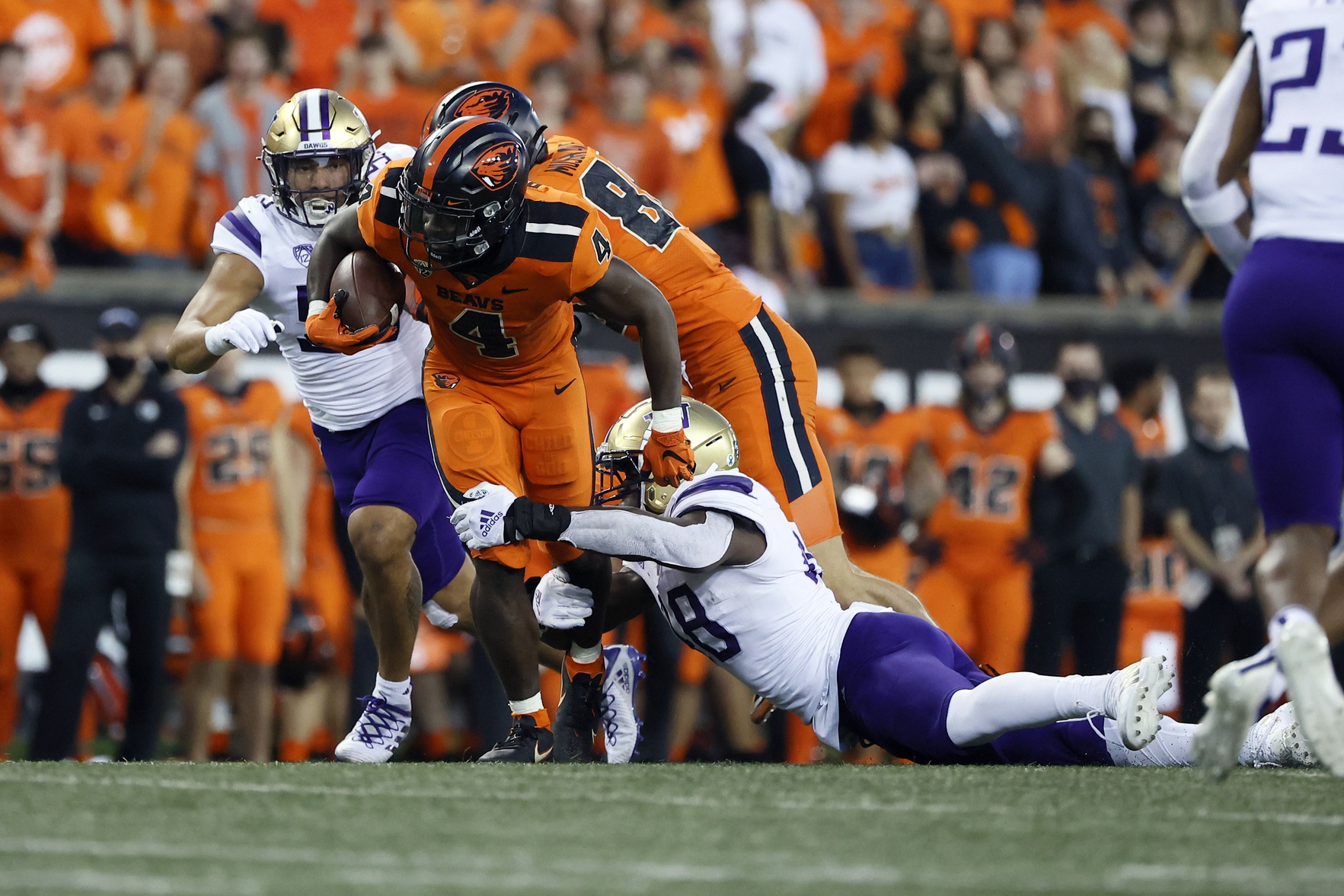 college-football-preseason-rankings-top-25-linebackers-2022