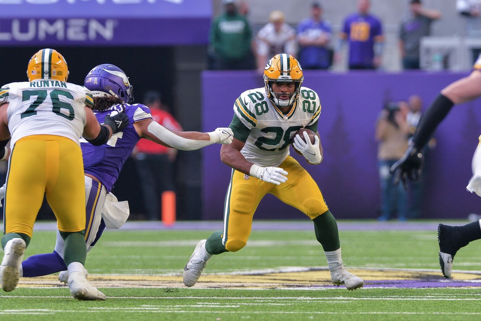 fantasy-football-mid-round-running-backs-league-winning-upside-2022