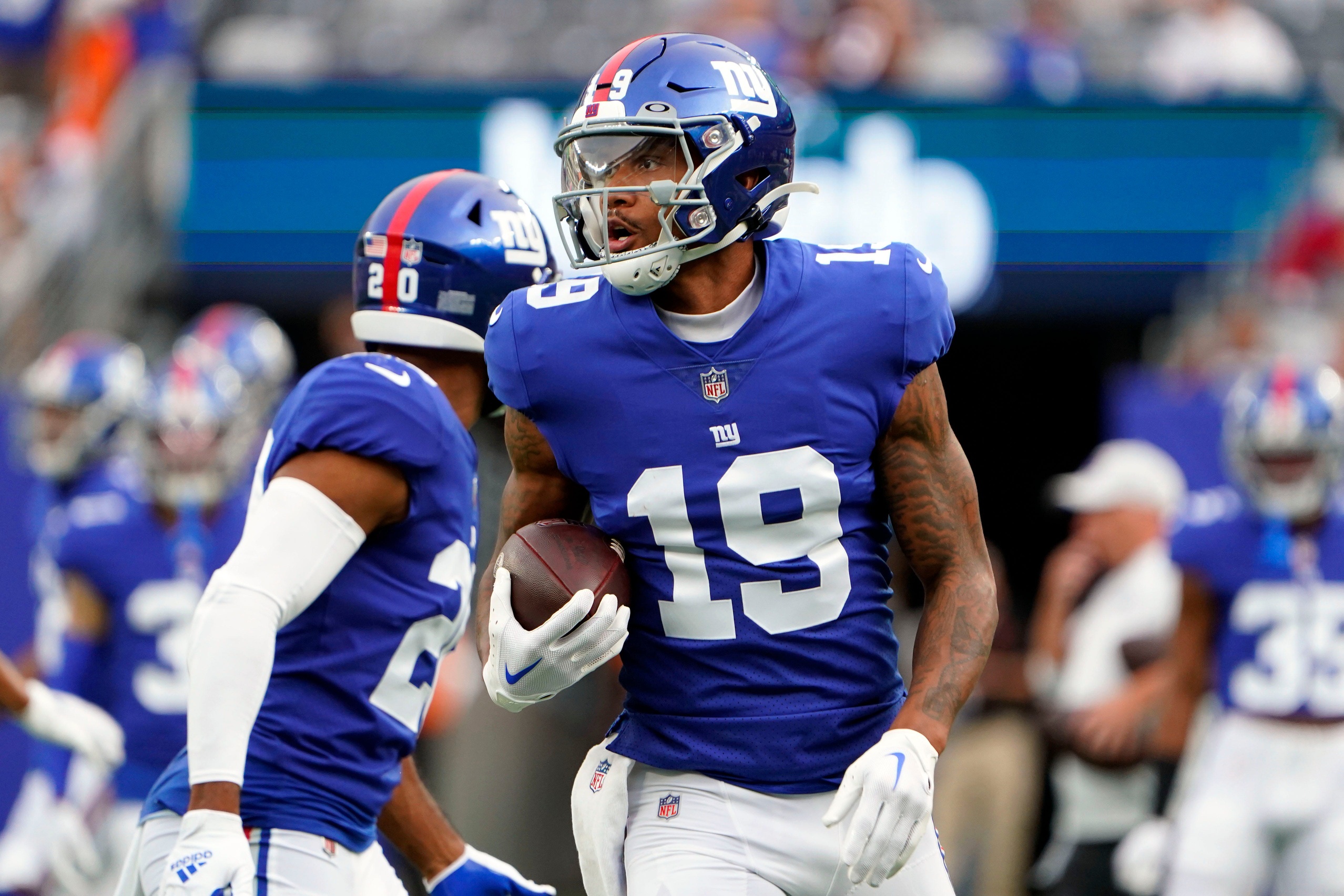 nfl-rumor-roundup-kenny-golladay-trade-cowboys-offensive-line