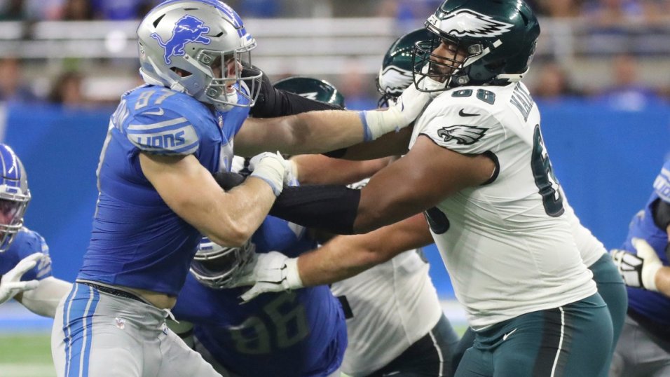 Philadelphia Eagles win the PFF Offensive Line of the Year for
