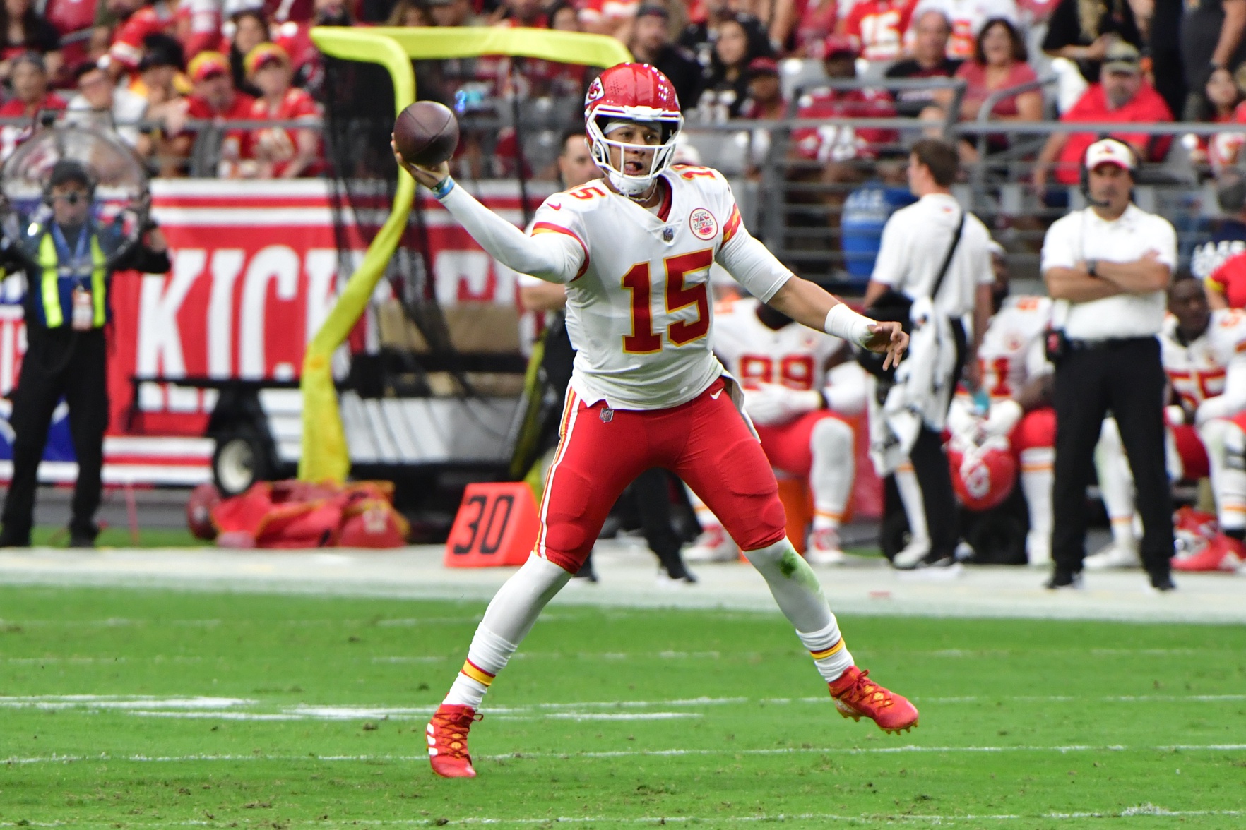 2022 NFL MVP: Patrick Mahomes Remains The PFF Favorite, Justin Herbert ...