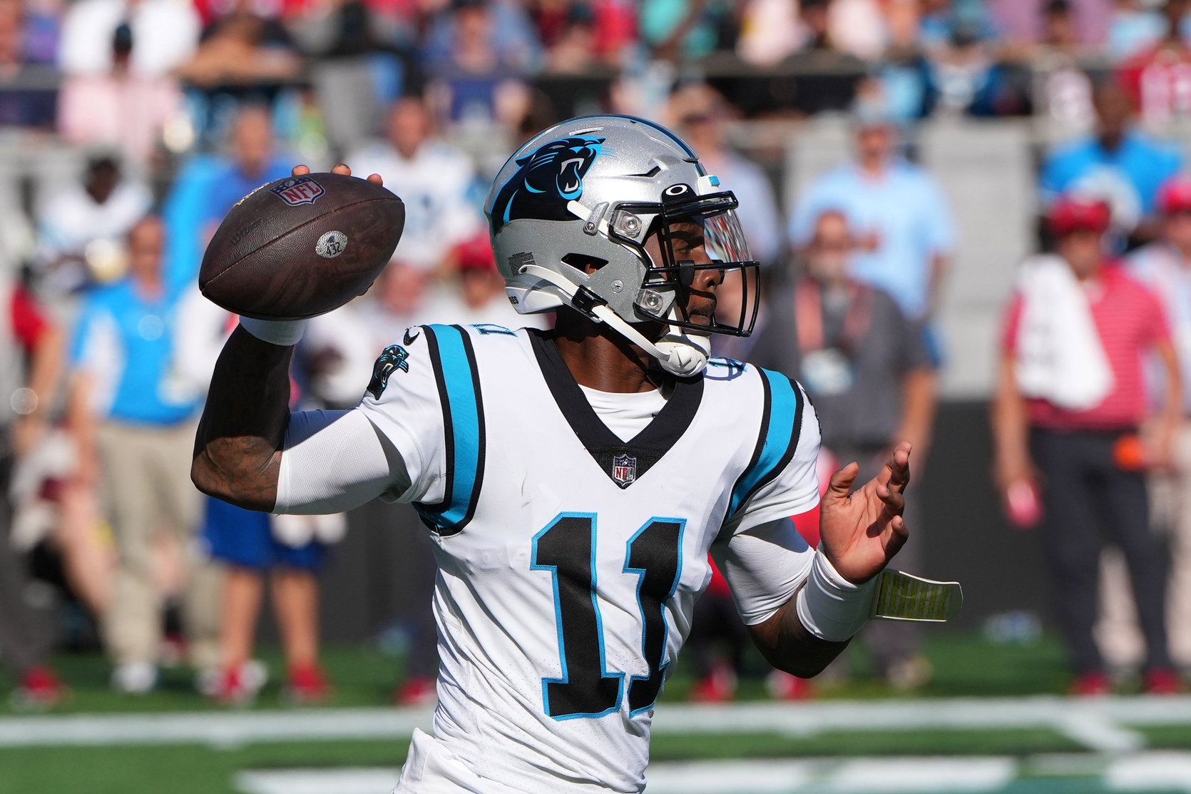 nfl-week-7-pff-team-of-the-week-player-awards