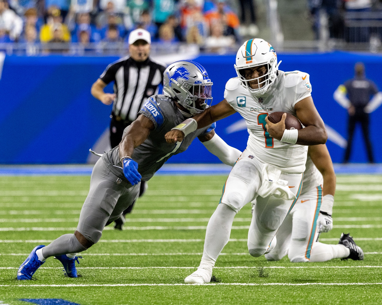 nfl-week-8-pff-team-of-the-week-player-awards