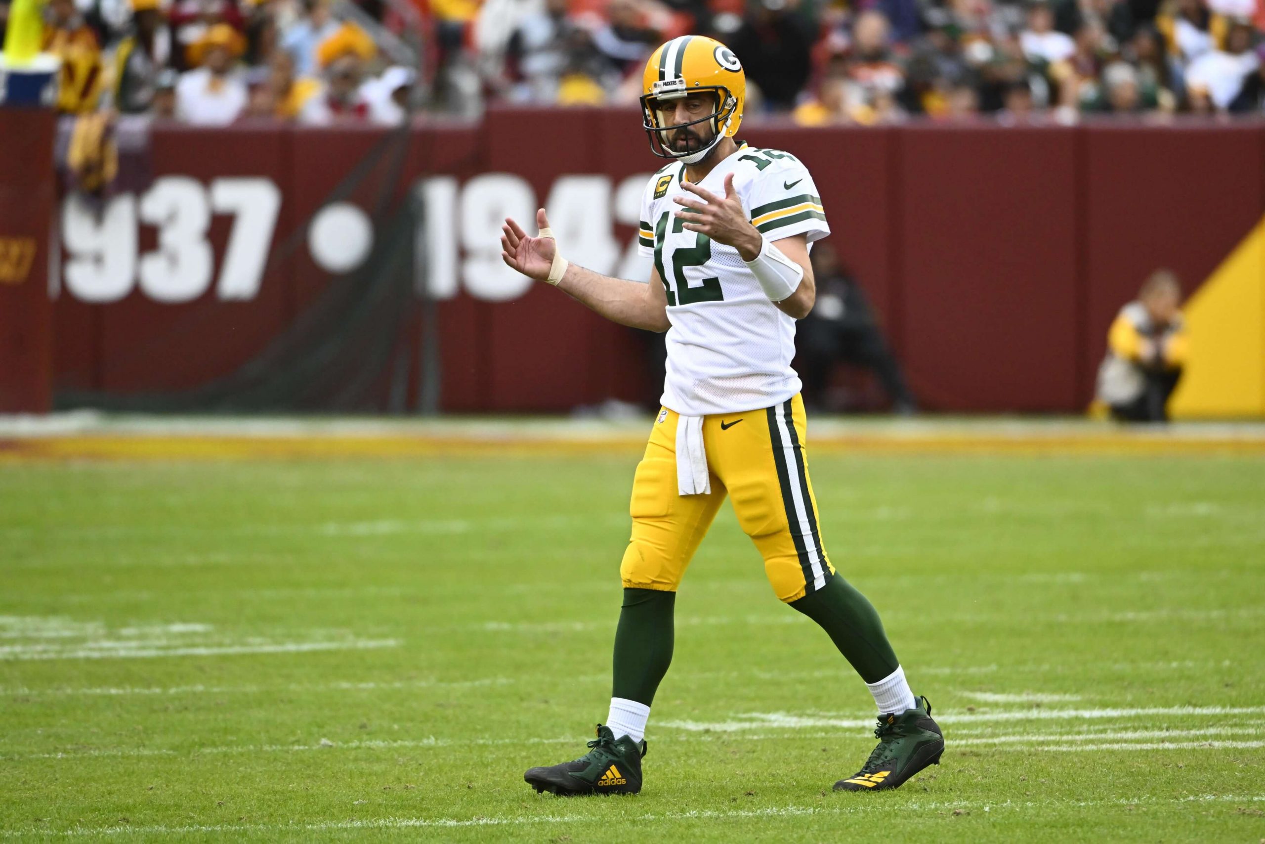 bet-nfl-week-11-thursday-night-football-staff-bets-player-props-spread-bets
