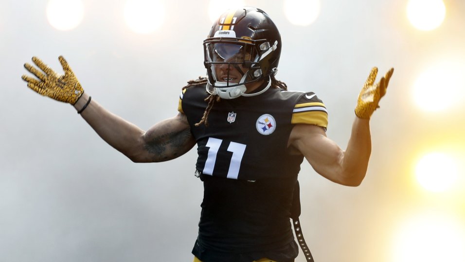 Commanders' alternate uniforms mocked for resemblance to Steelers