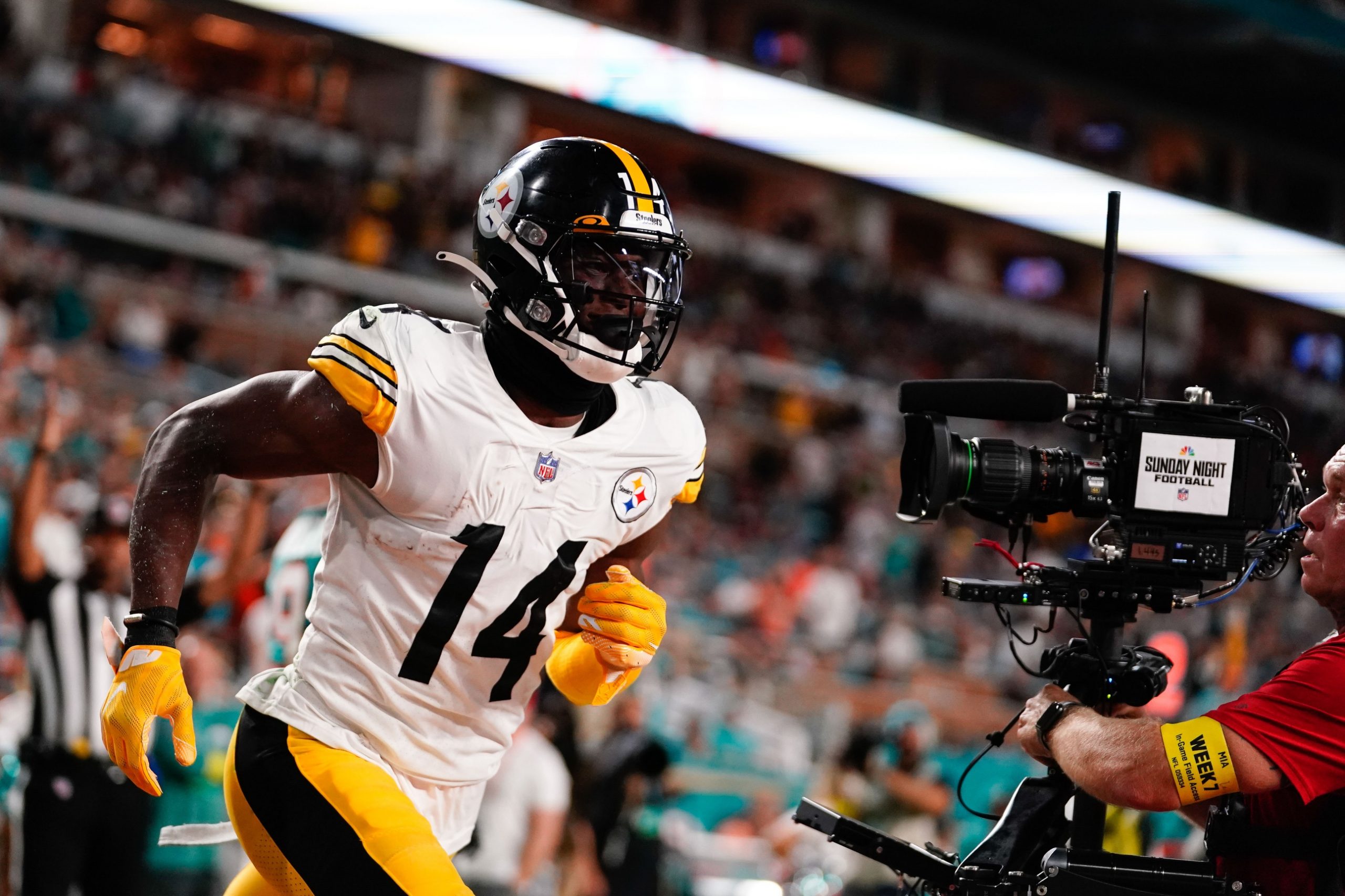 fantasy-football-nfl-week-11-start-em-sit-em-2022