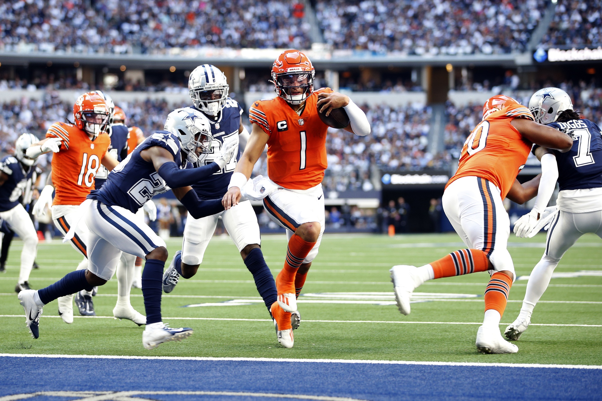 A Chicago Bears fan holds a quarterback Justin Fields jersey before an NFL  football game against the Houston Texans Sunday, Sept. 25, 2022, in  Chicago. (AP Photo/Nam Y. Huh Stock Photo - Alamy