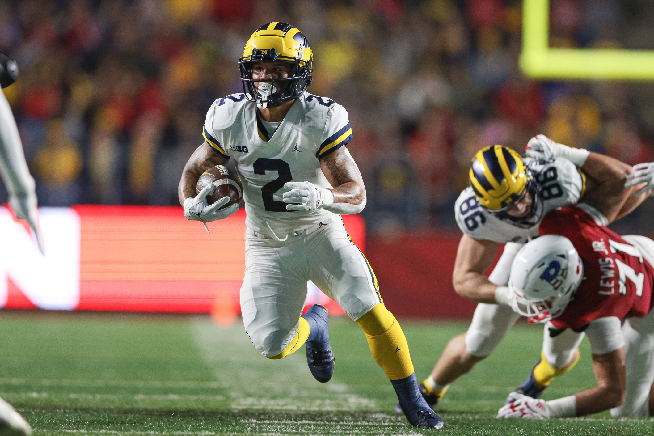 college-football-highest-graded-power-five-group-of-5-every-position-week-10-2022