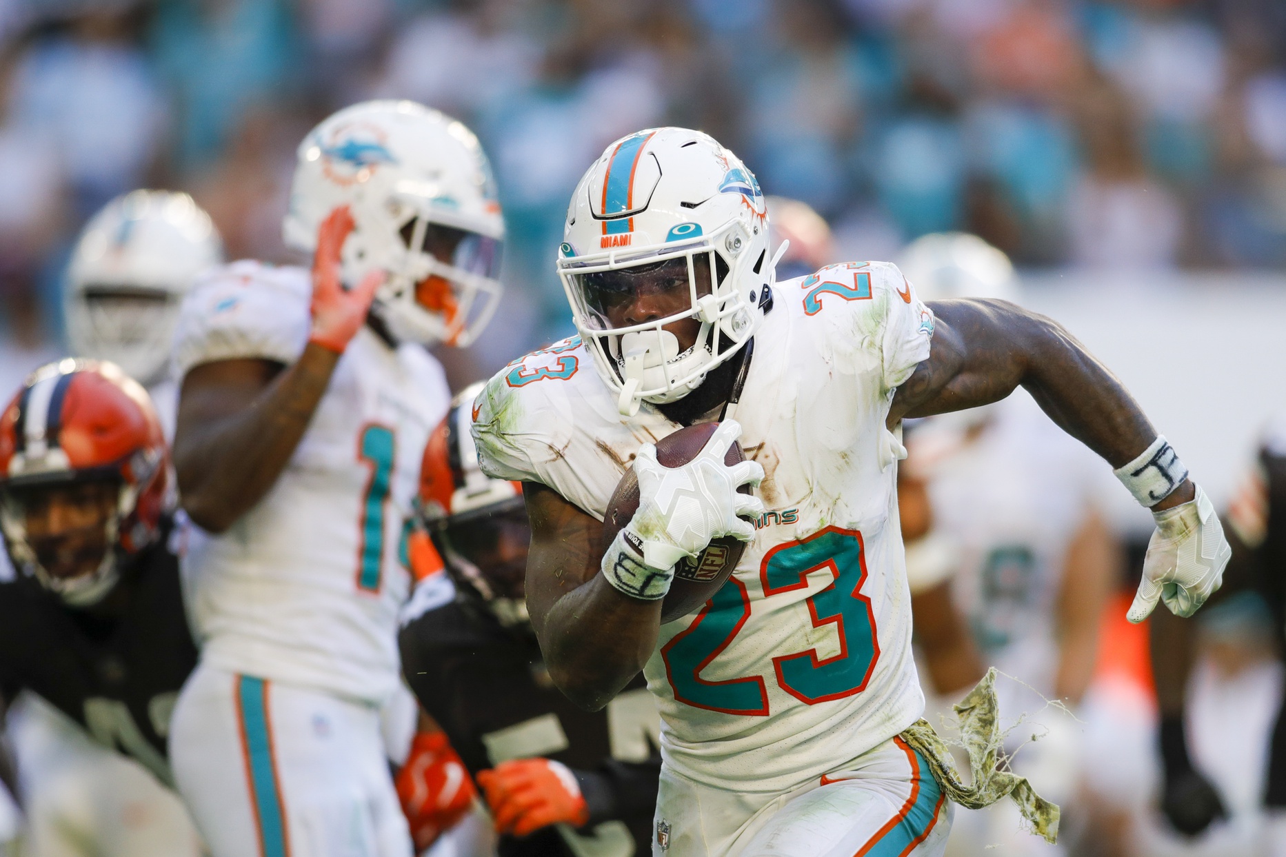 fantasy-football-nfl-week-12-start-em-sit-em-2022
