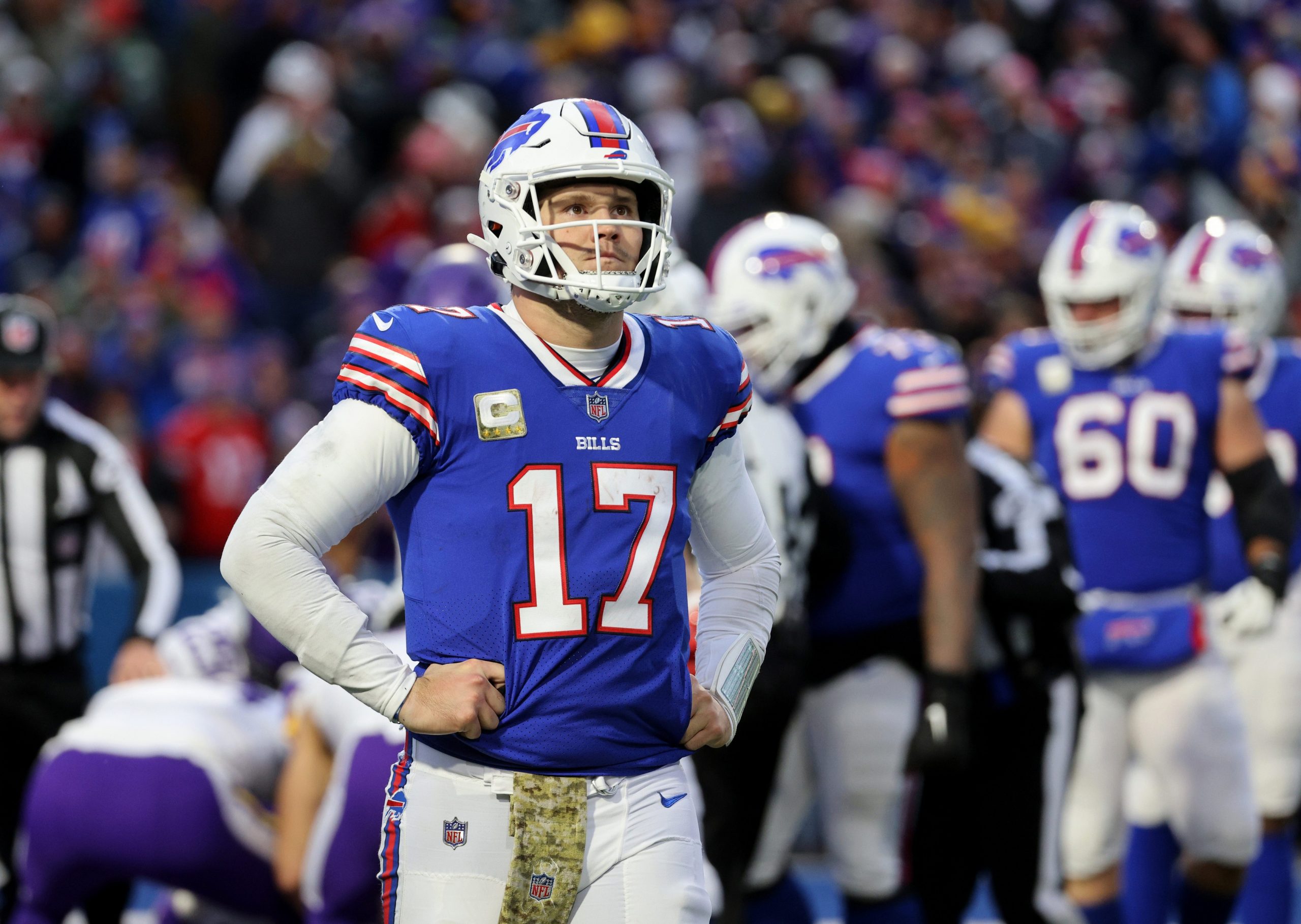 nfl-josh-allen-isnt-being-rushed-into-his-recent-bad-decisions-hes-just-trying-to-do-too-much