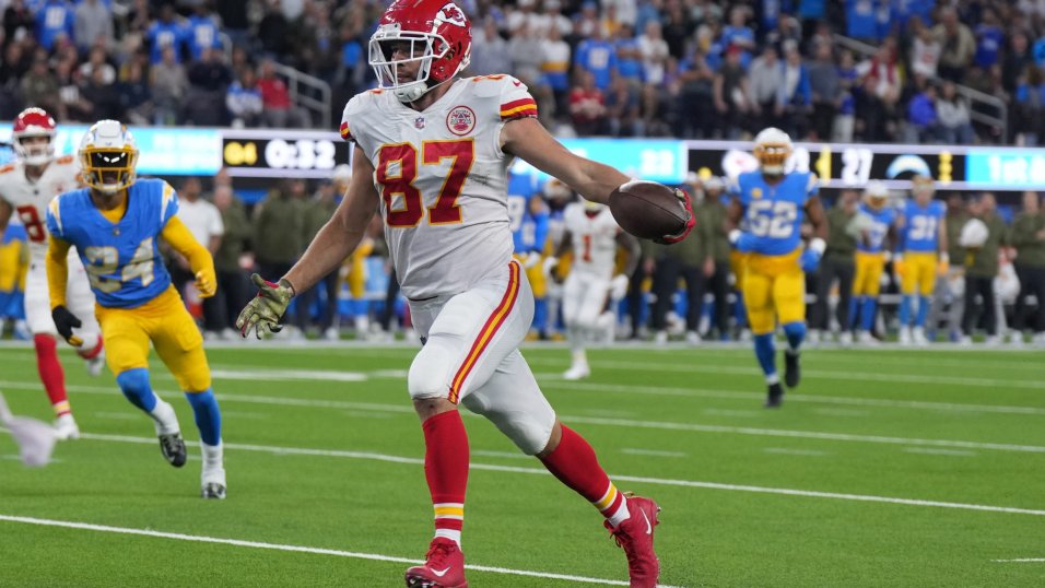 NFL Week 11 Game Recap: Kansas City Chiefs 30, Los Angeles Chargers 27, NFL News, Rankings and Statistics