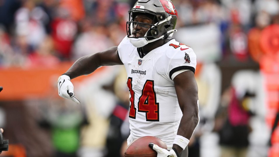 NFL Week 12 Fantasy Football Recap: Cleveland Browns vs. Tampa Bay  Buccaneers, Fantasy Football News, Rankings and Projections