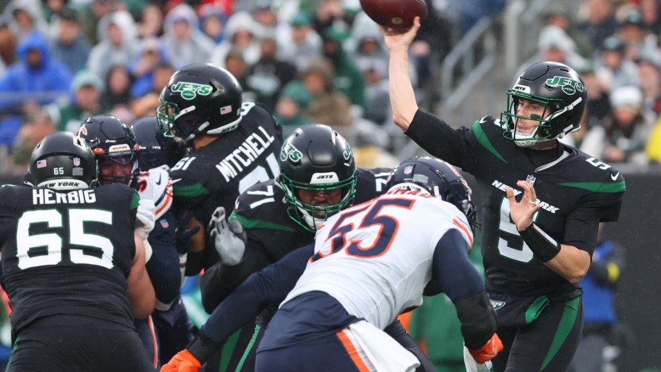 NFL Week 12 Game Recap: New York Jets 31, Chicago Bears 10, NFL News,  Rankings and Statistics