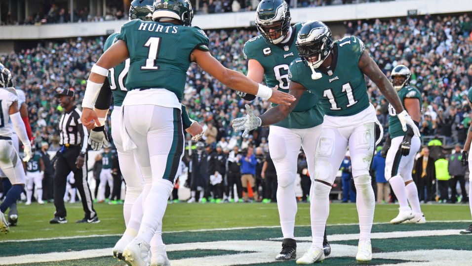 Eagles, A.J. Brown try to clinch playoff spot vs. Titans