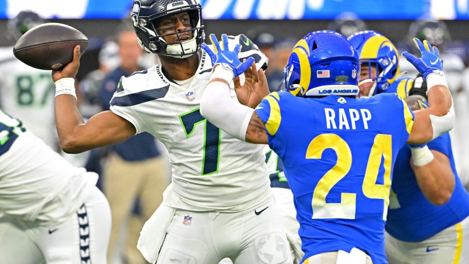 Seahawks offensive line ranked No. 13 by PFF going into Week 13