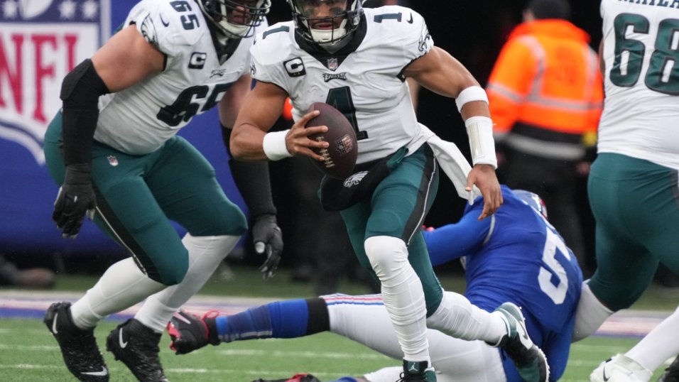 Giants vs. Eagles Week 14: Injuries, news, previews, score, odds