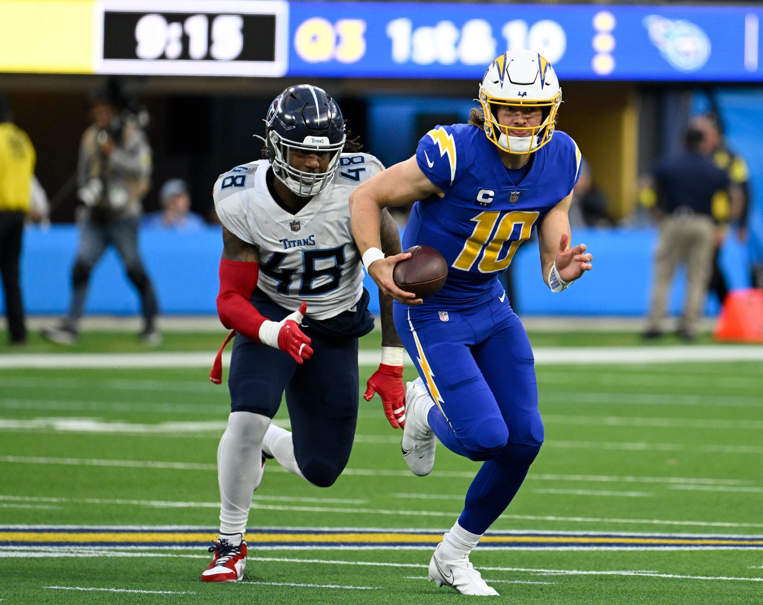 nfl-week-15-game-recap-los-angeles-chargers-17-tennessee-titans-14