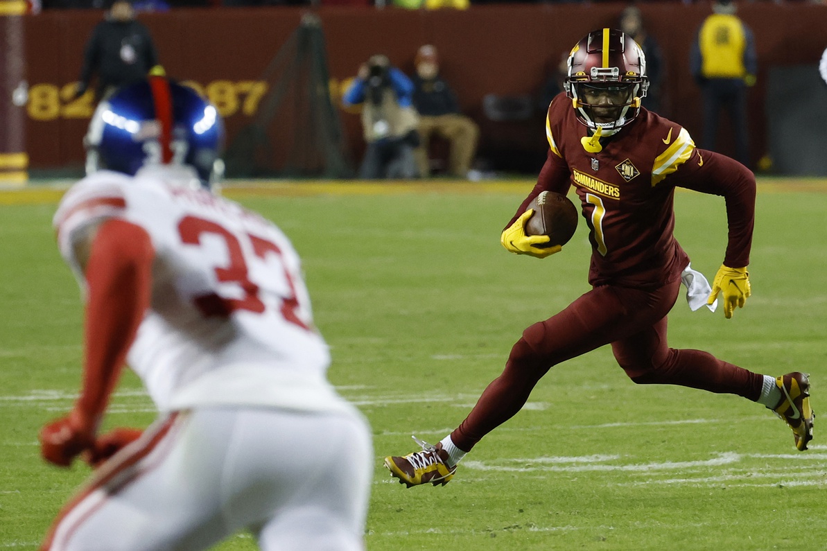 nfl-grades-all-32-first-round-nfl-rookies-week-15-2022