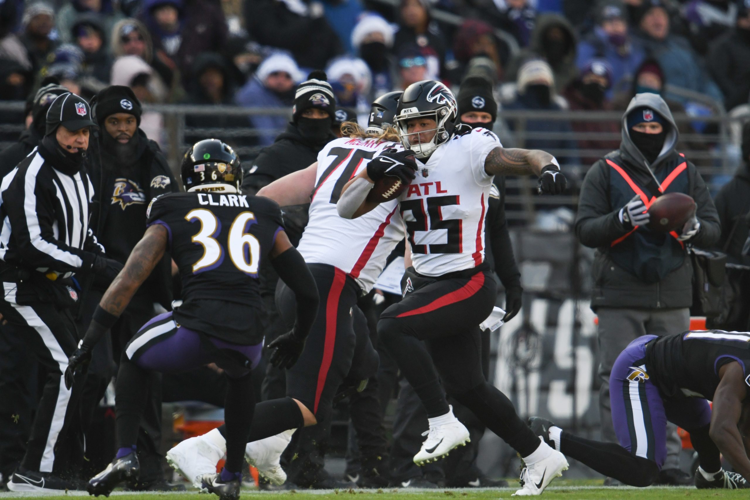 fantasy-football-10-biggest-reactions-nfl-week-16-2022