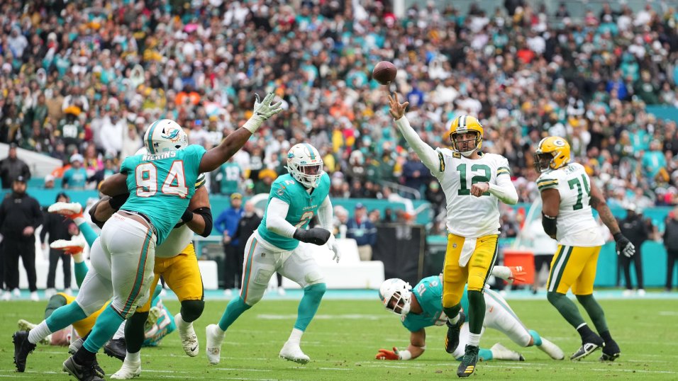 packers dolphins 2022