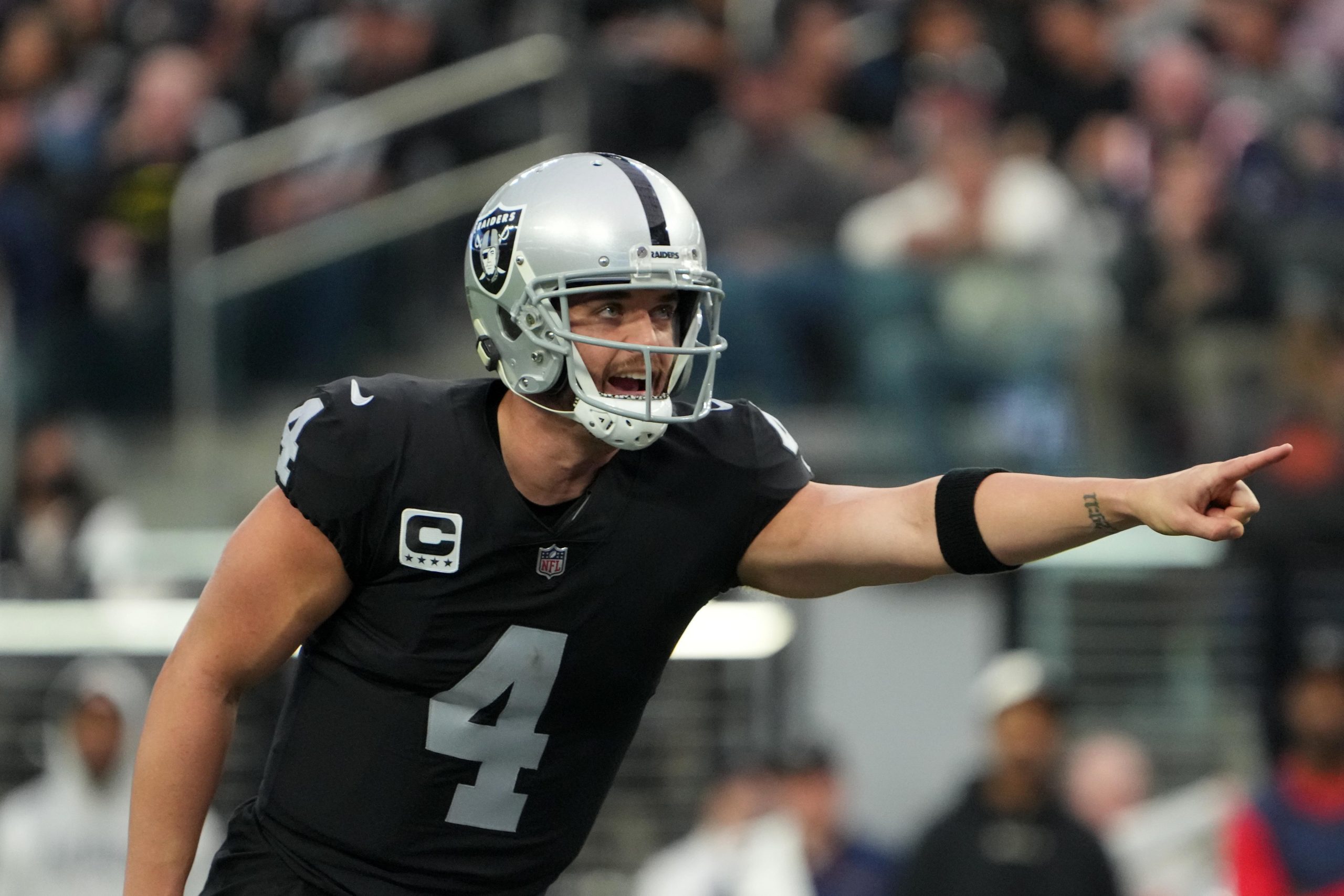 nfl-derek-carr-landing-spots-for-qb-derek-carr-las-vegas-raiders-carolina-panthers-new-york-jets-tampa-bay-buccaneers