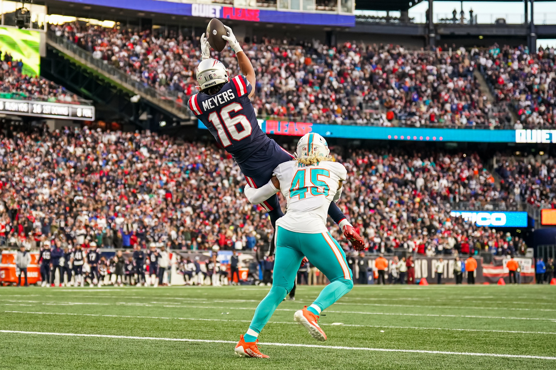 fantasy-football-nfl-week-17-recap-new-england-patriots-miami-dolphins-2022