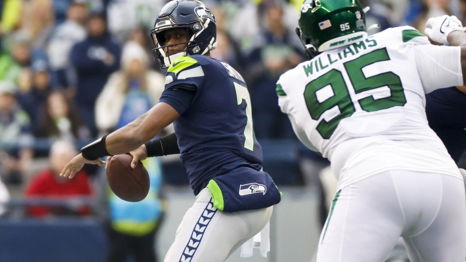 What To Watch In The Seahawks' Week 17 Game vs. The Jets