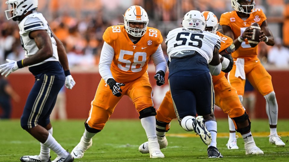 NFL Stock Exchange 2023 Three-Round Mock Draft: OL fly off the board,  including Darnell Wright in the top 10 | NFL Draft | PFF