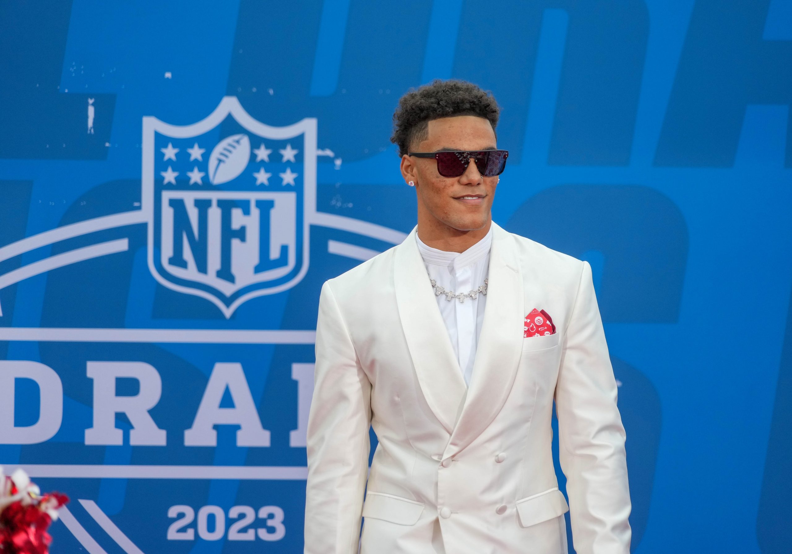 draft-2023-nfl-draft-patriots-select-oregon-cb-christian-gonzalez-at-no-17