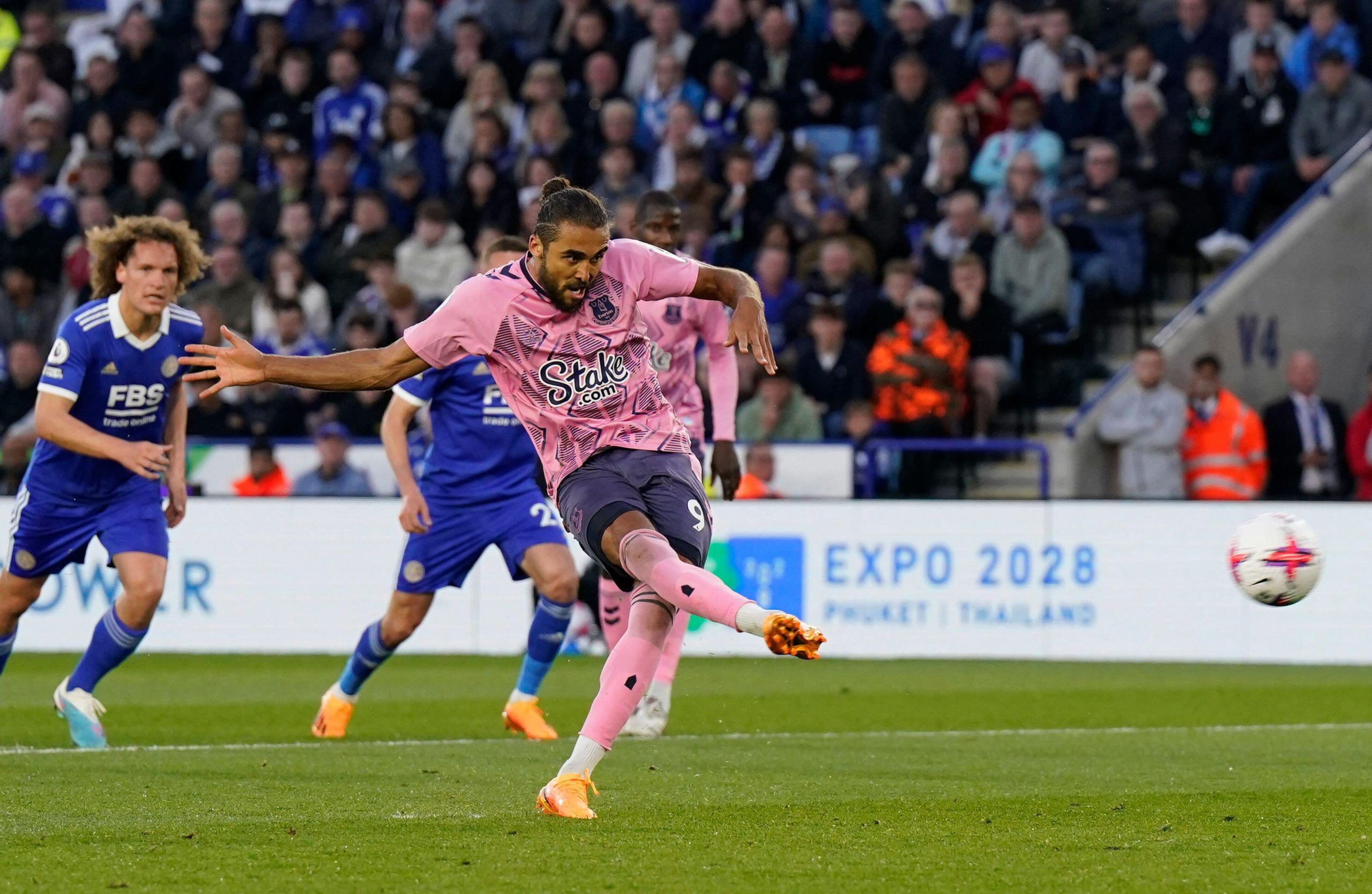 premier-league-dominic-calvert-lewin-back-from-injury-hell-can-everton-forward-repeat-heroics-of-last-season
