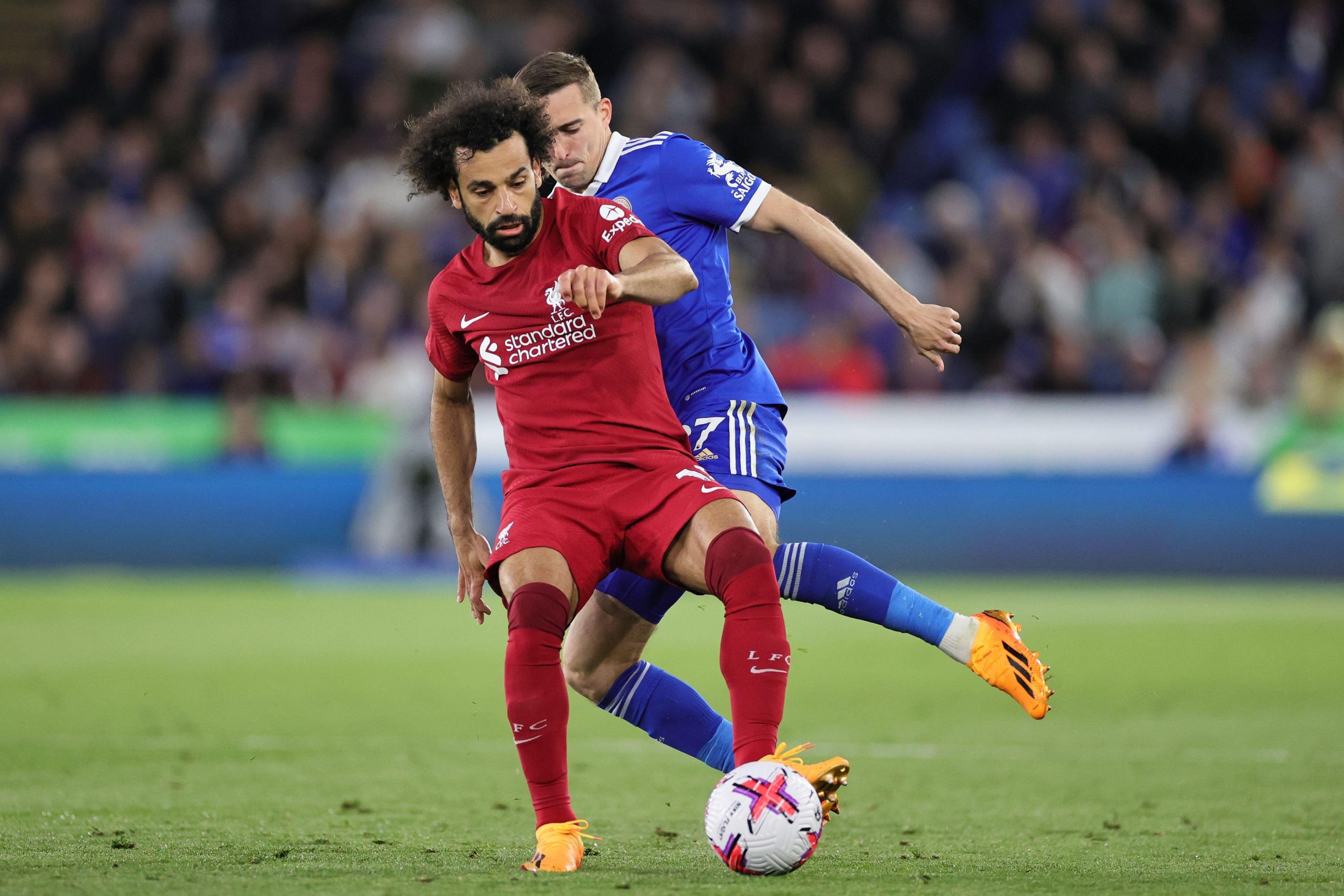 premier-league-team-of-the-week-mohamed-salah-bruno-fernandes-keep-race-for-fourth-hot