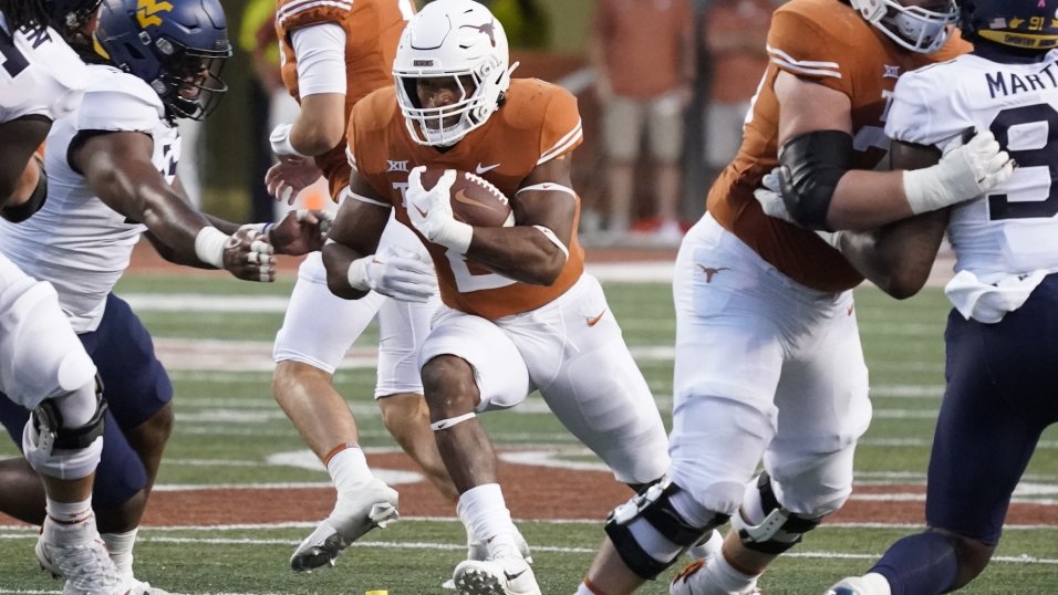 Roschon Johnson, Texas Longhorns running back, drafted by Chicago Bears