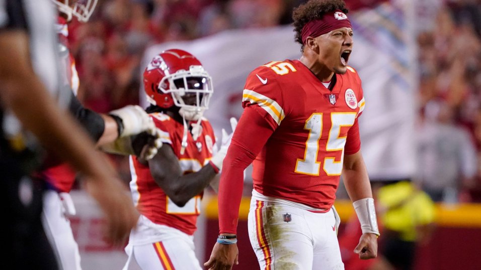 NFL Week 14 live-betting strategy: Target the Patriots-Cardinals total if  the game gets off to a slow start, NFL and NCAA Betting Picks