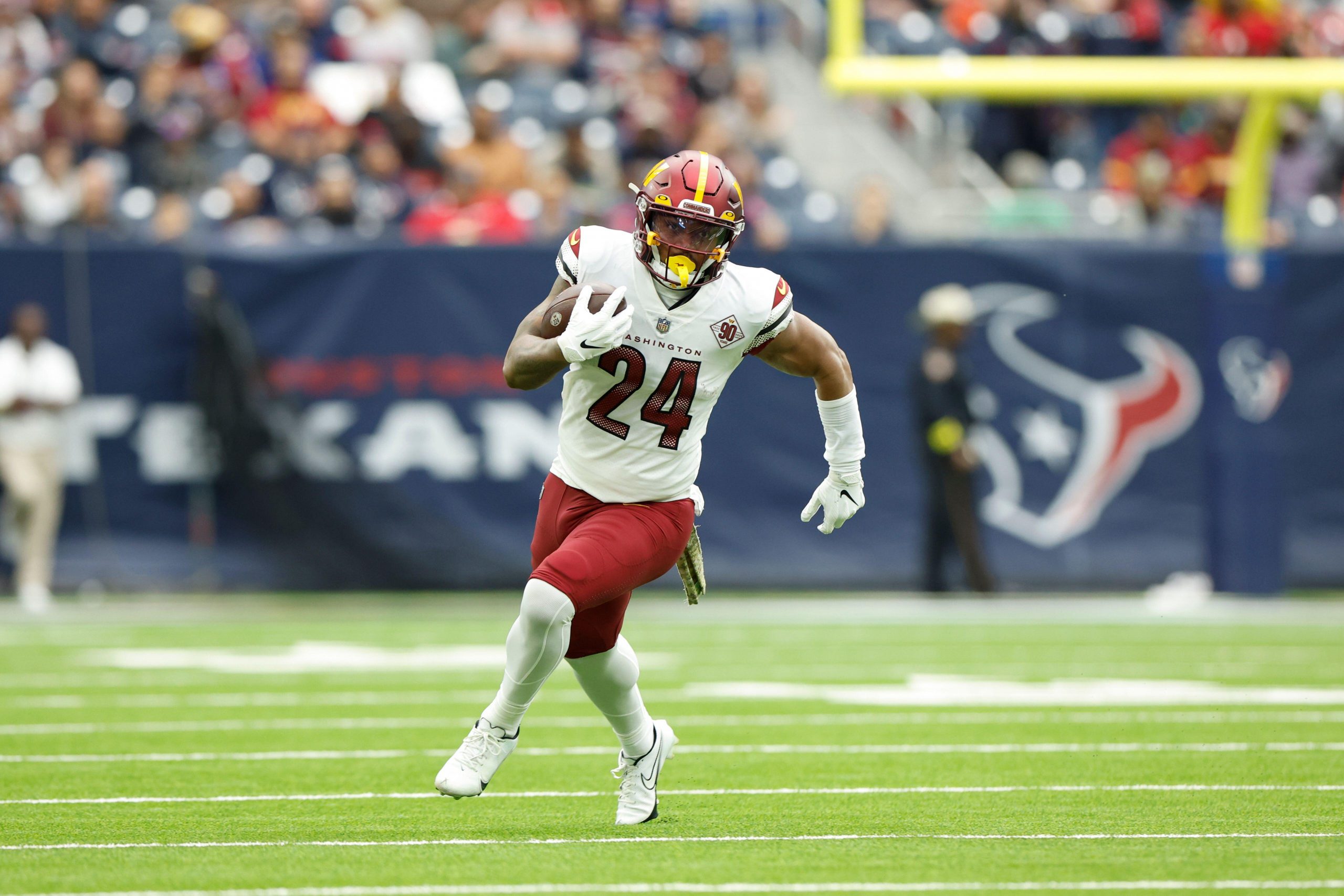 fantasy-football-buying-selling-adp-risers-fallers-2023