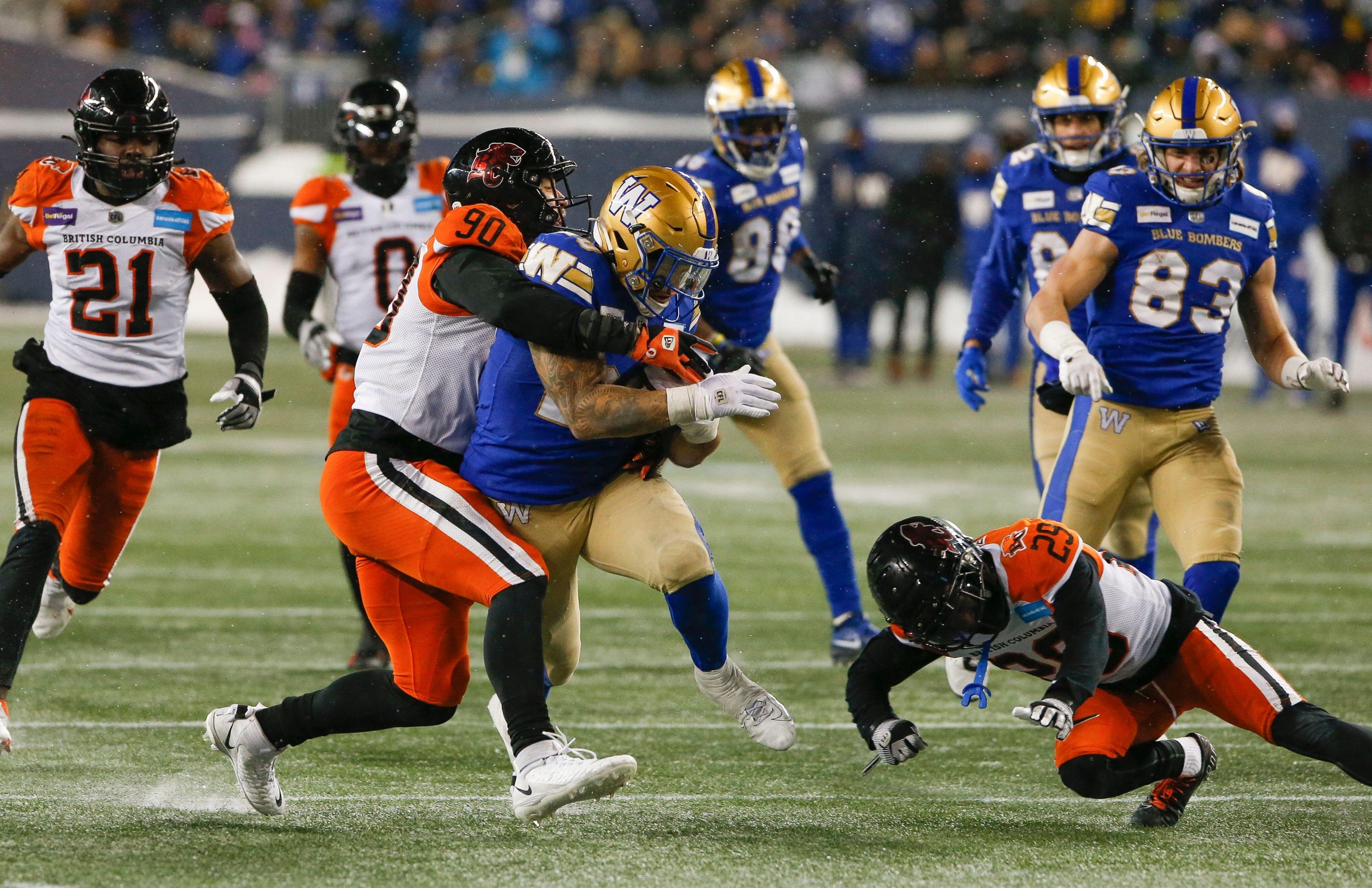 cfl-week-9-preview-mathieu-betts-looks-to-continue-record-breaking-pace