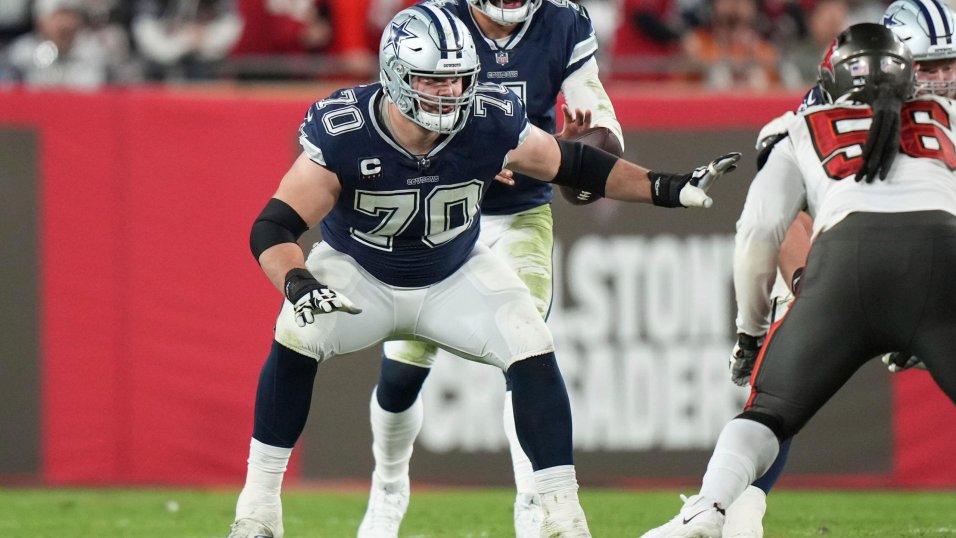 Cowboys' Zack Martin is NFL's top interior offensive lineman, ESPN