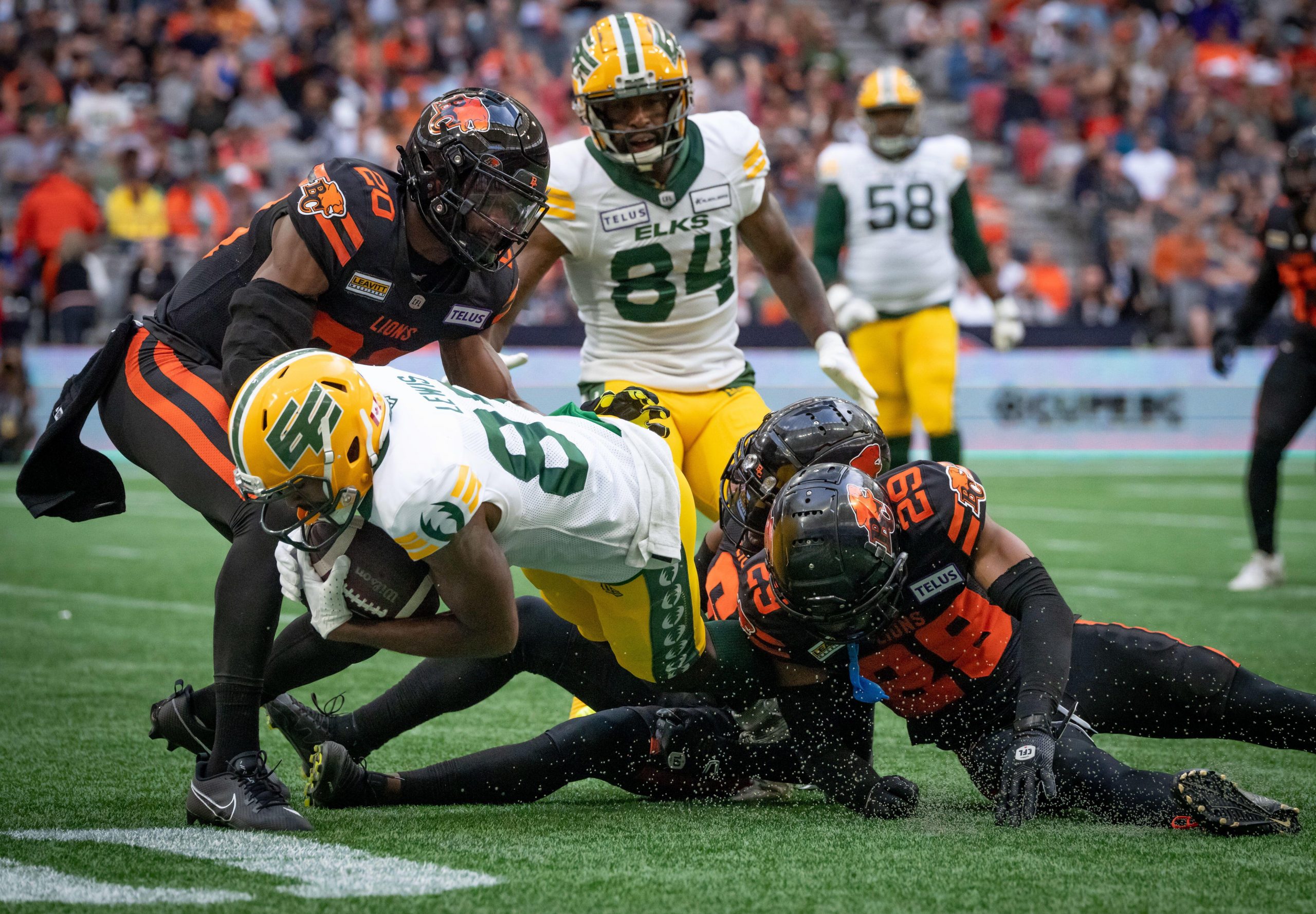 cfl-week-11-preview-struggling-tiger-cats-look-to-bounce-back-against-winless-elks